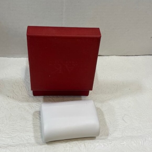 Anne Klein AK EMPTY Red Presentation Storage Watch Jewelry Box Case4"x4.25"x2.5" - Picture 5 of 16